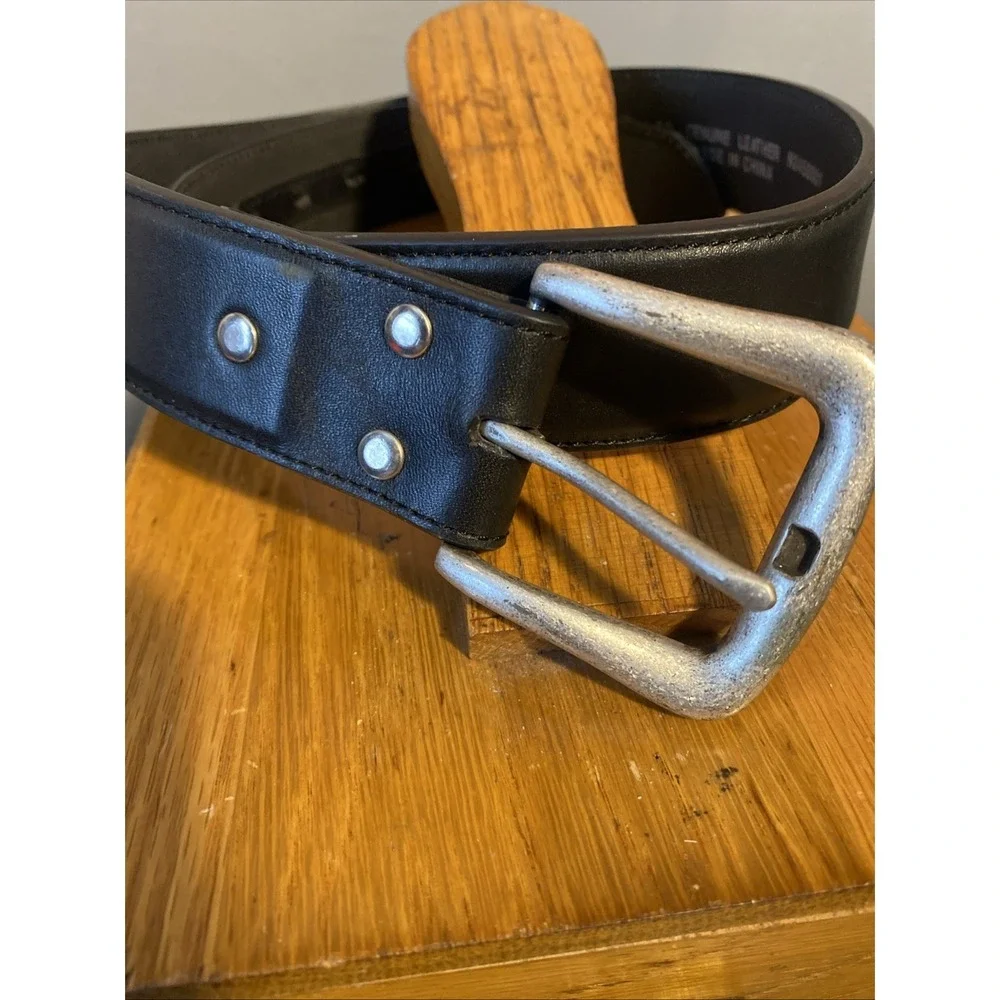 Nocona Belt Co Black Genuine Leather Belt Size 32 N2450401‎ (Silver Tone Fading)